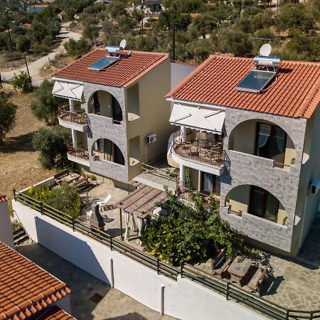 Villa Oliva Astris Buitenkant foto