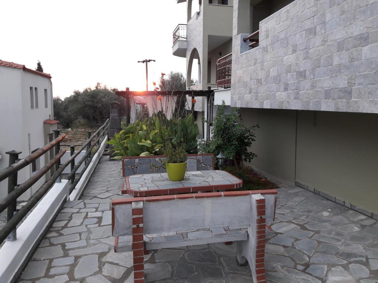Villa Oliva Astris Buitenkant foto