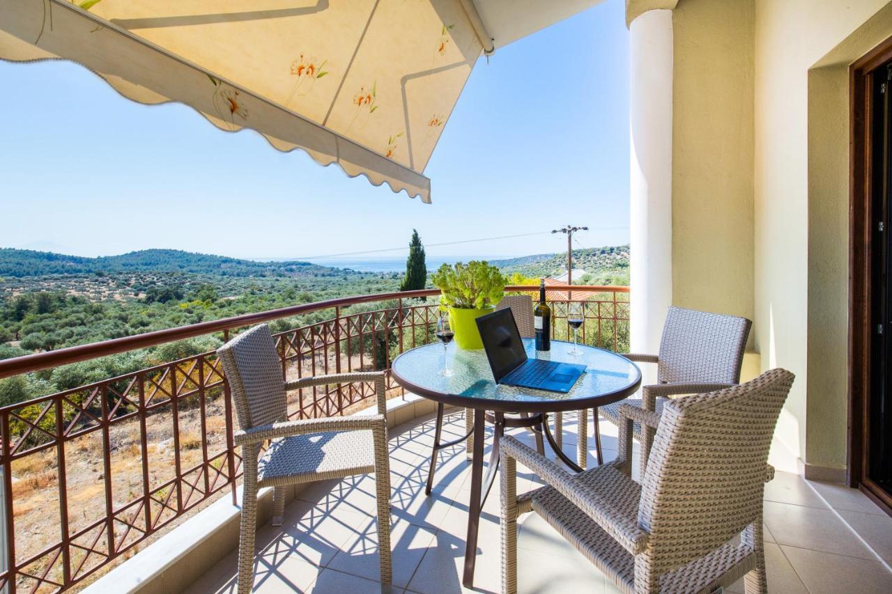 Villa Oliva Astris Buitenkant foto