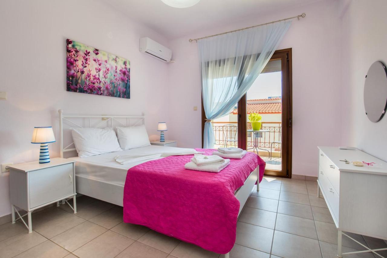 Villa Oliva Astris Buitenkant foto