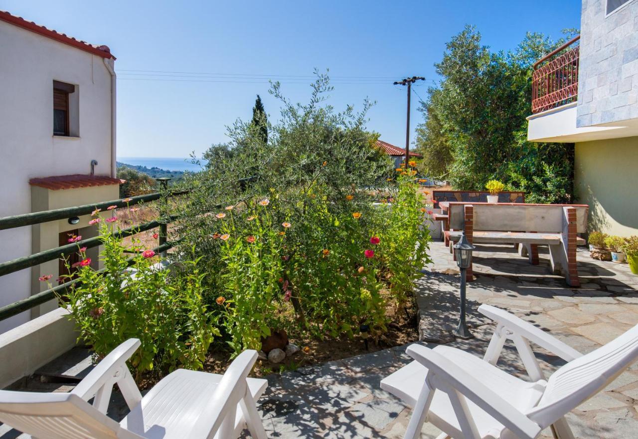 Villa Oliva Astris Buitenkant foto