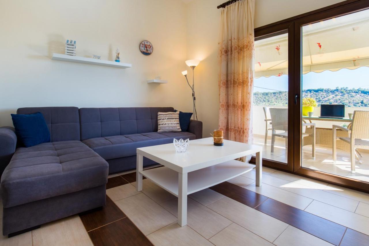 Villa Oliva Astris Buitenkant foto